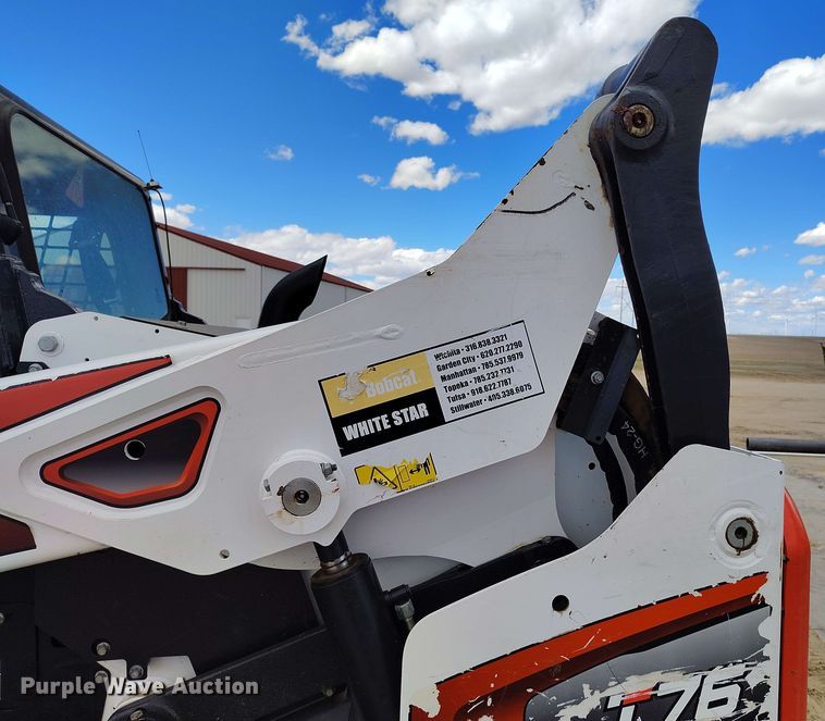 image for item EH0291 2022 Bobcat T76 tracked skid steer loader