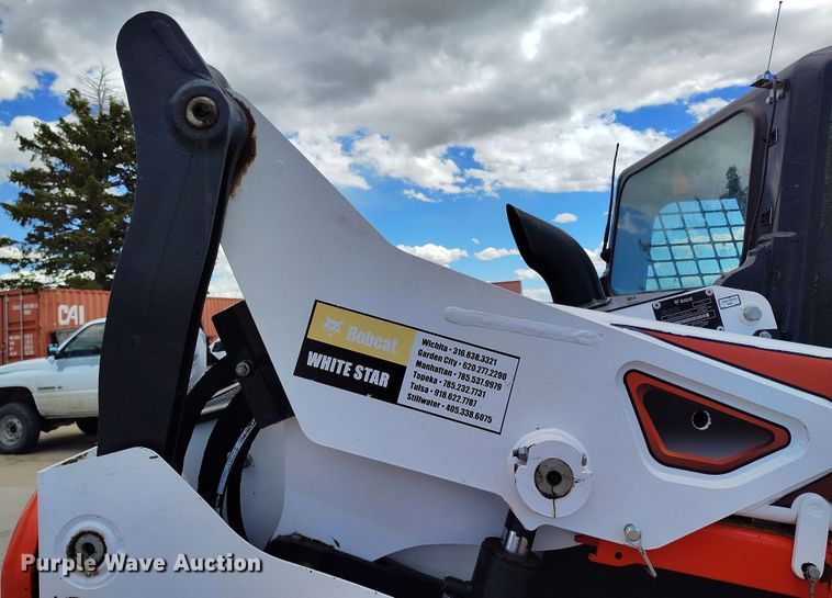image for item EH0291 2022 Bobcat T76 tracked skid steer loader