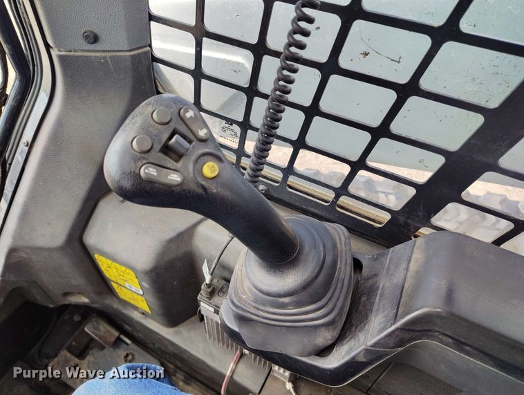 image for item EH0291 2022 Bobcat T76 tracked skid steer loader