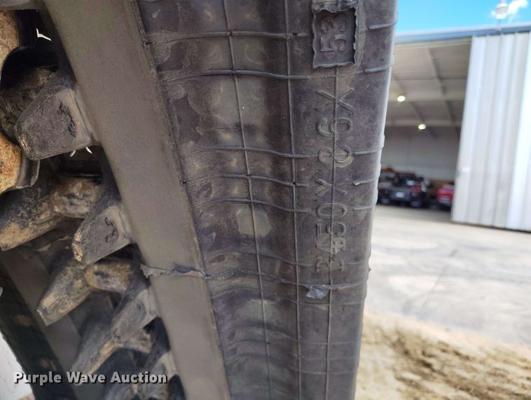 image for item EH0291 2022 Bobcat T76 tracked skid steer loader