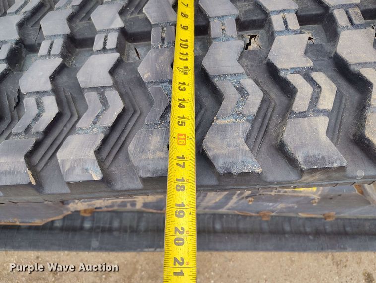 image for item EH0291 2022 Bobcat T76 tracked skid steer loader