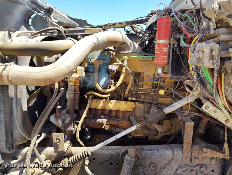 image for item EH0295 1989 Ford LT9000 crane truck