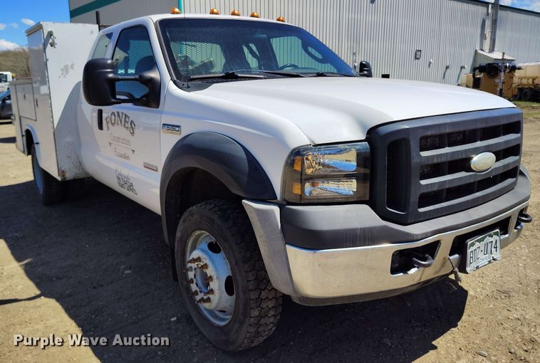 image for item EH0297 2007 Ford F550 utility / service truck