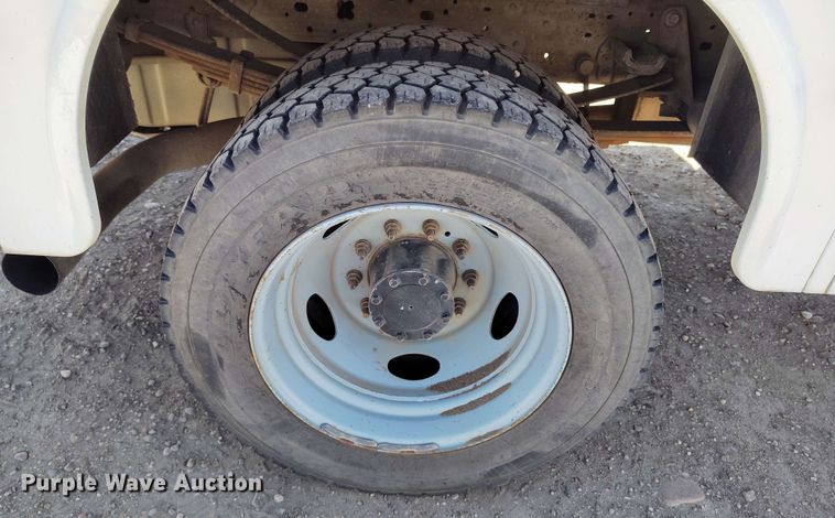 image for item EH0297 2007 Ford F550 utility / service truck