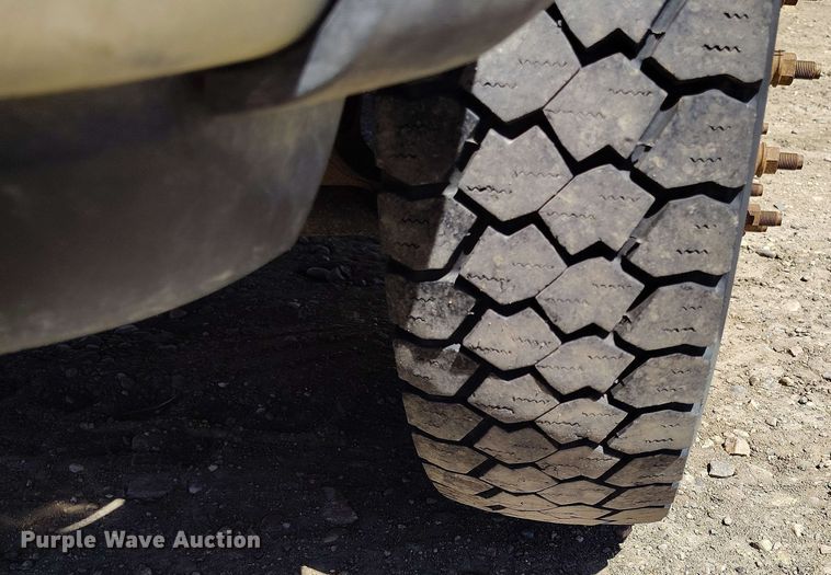 image for item EH0297 2007 Ford F550 utility / service truck