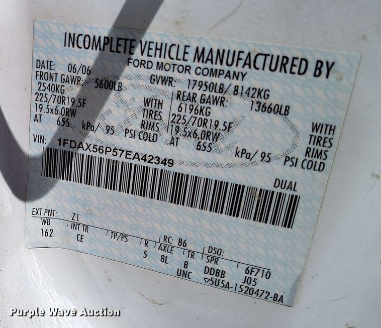 image for item EH0297 2007 Ford F550 utility / service truck