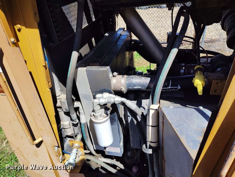 image for item EH0298 1992 Caterpillar 973 LGP track loader