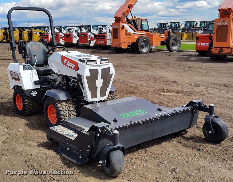image for item EH0300 2023 Bobcat AT450 lawn tractor