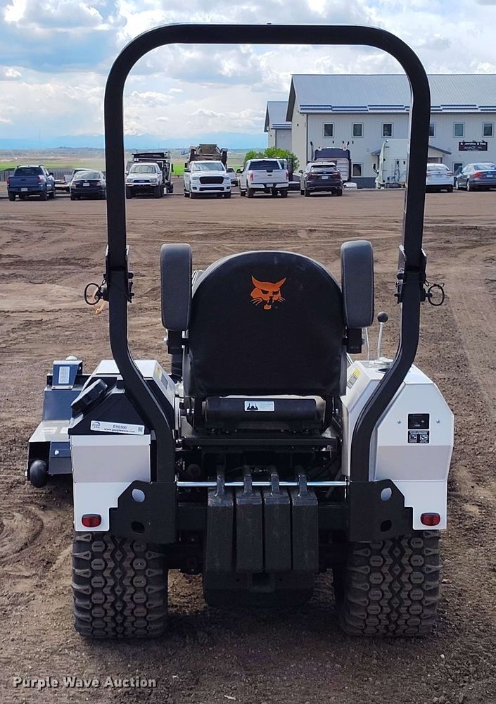 image for item EH0300 2023 Bobcat AT450 lawn tractor