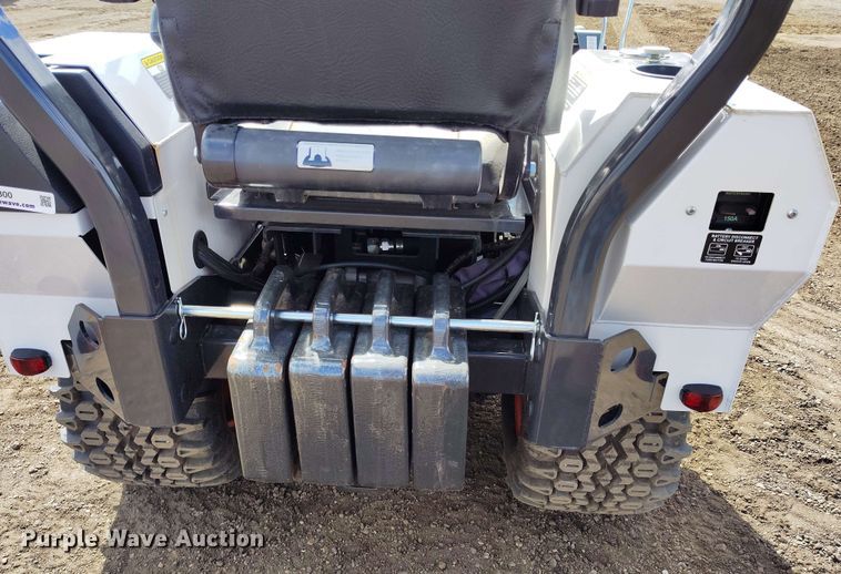image for item EH0300 2023 Bobcat AT450 lawn tractor