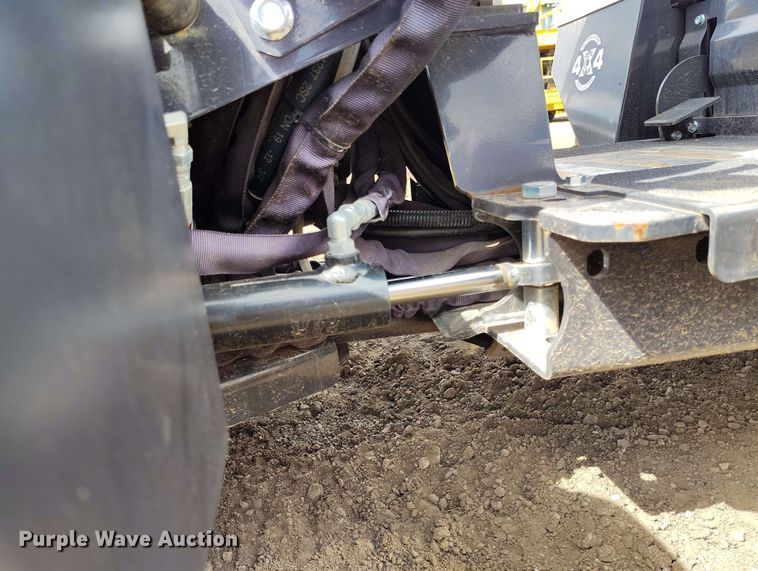 image for item EH0300 2023 Bobcat AT450 lawn tractor