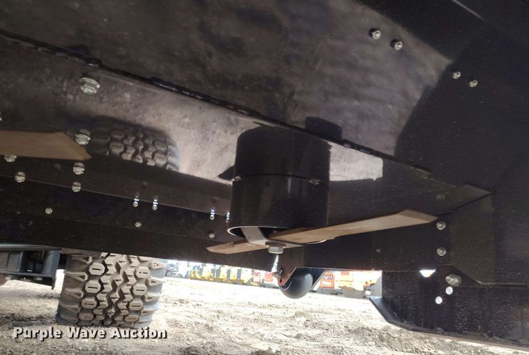 image for item EH0300 2023 Bobcat AT450 lawn tractor