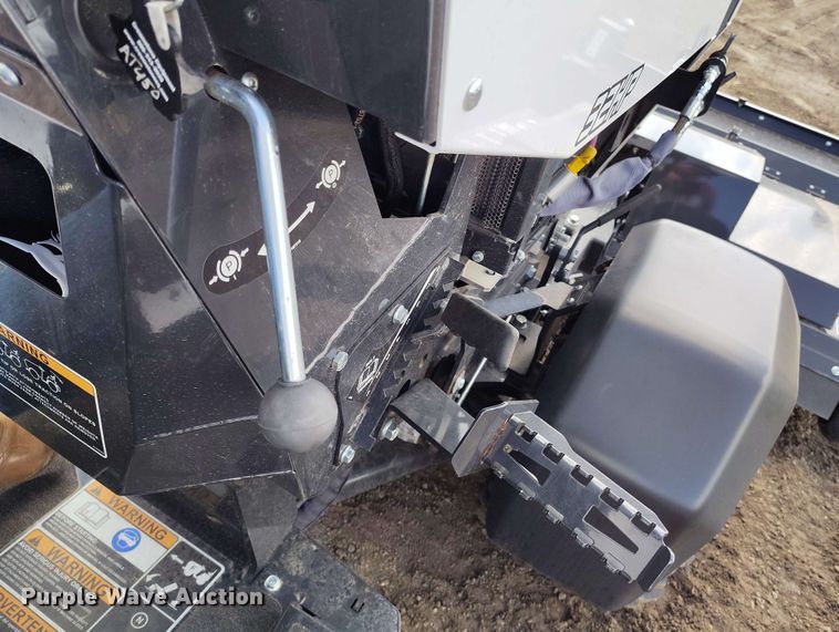 image for item EH0300 2023 Bobcat AT450 lawn tractor