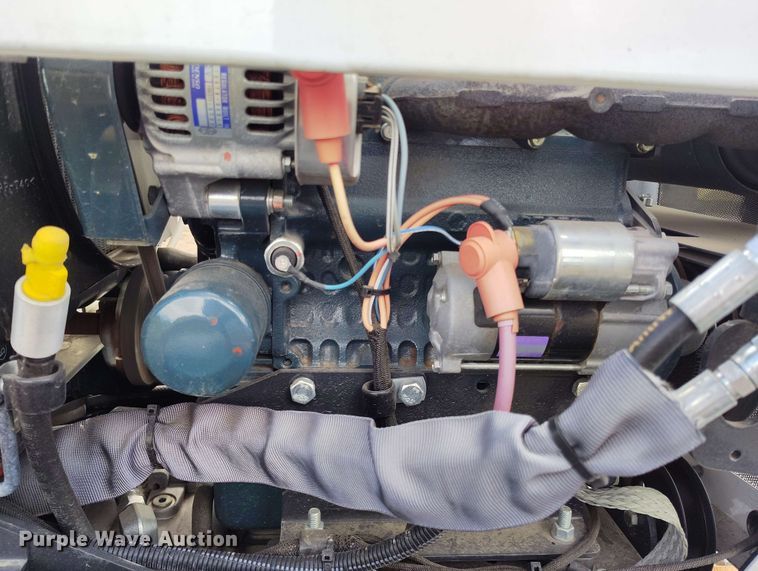 image for item EH0300 2023 Bobcat AT450 lawn tractor