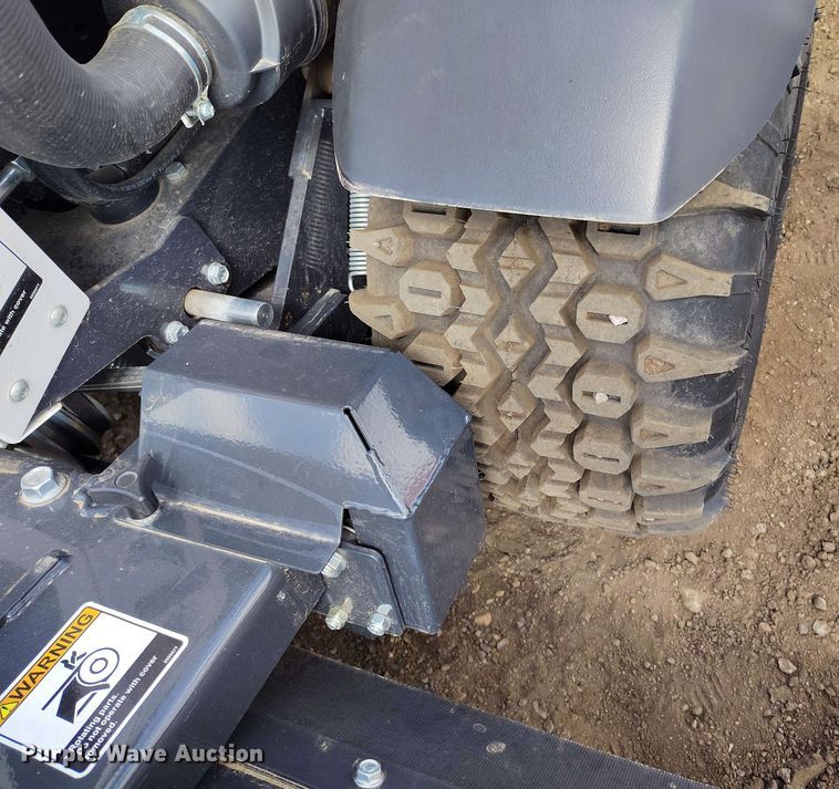 image for item EH0300 2023 Bobcat AT450 lawn tractor