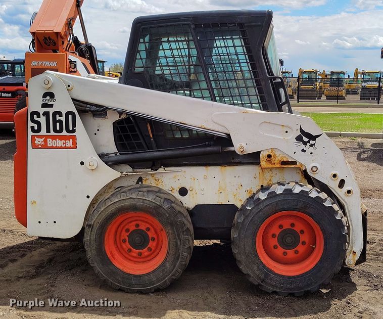 image for item EH0301 2010 Bobcat S160 skid steer loader
