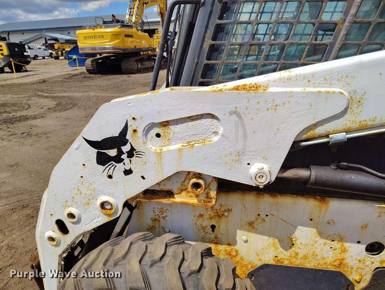 image for item EH0301 2010 Bobcat S160 skid steer loader