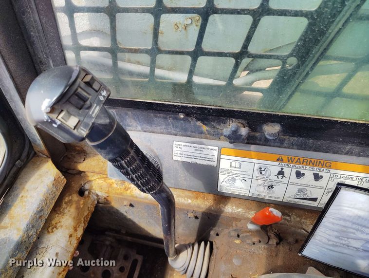 image for item EH0301 2010 Bobcat S160 skid steer loader