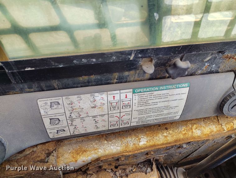 image for item EH0301 2010 Bobcat S160 skid steer loader