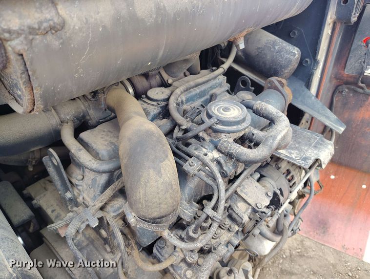 image for item EH0301 2010 Bobcat S160 skid steer loader