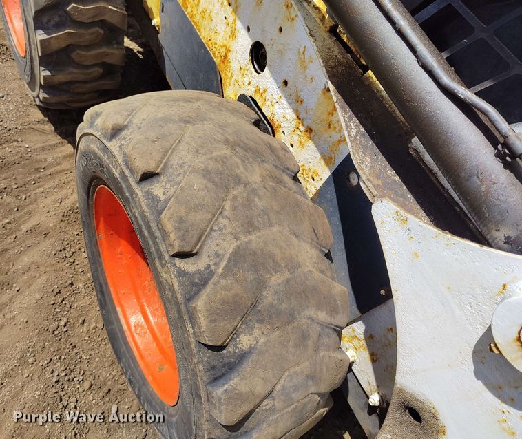 image for item EH0301 2010 Bobcat S160 skid steer loader