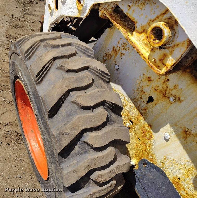 image for item EH0301 2010 Bobcat S160 skid steer loader