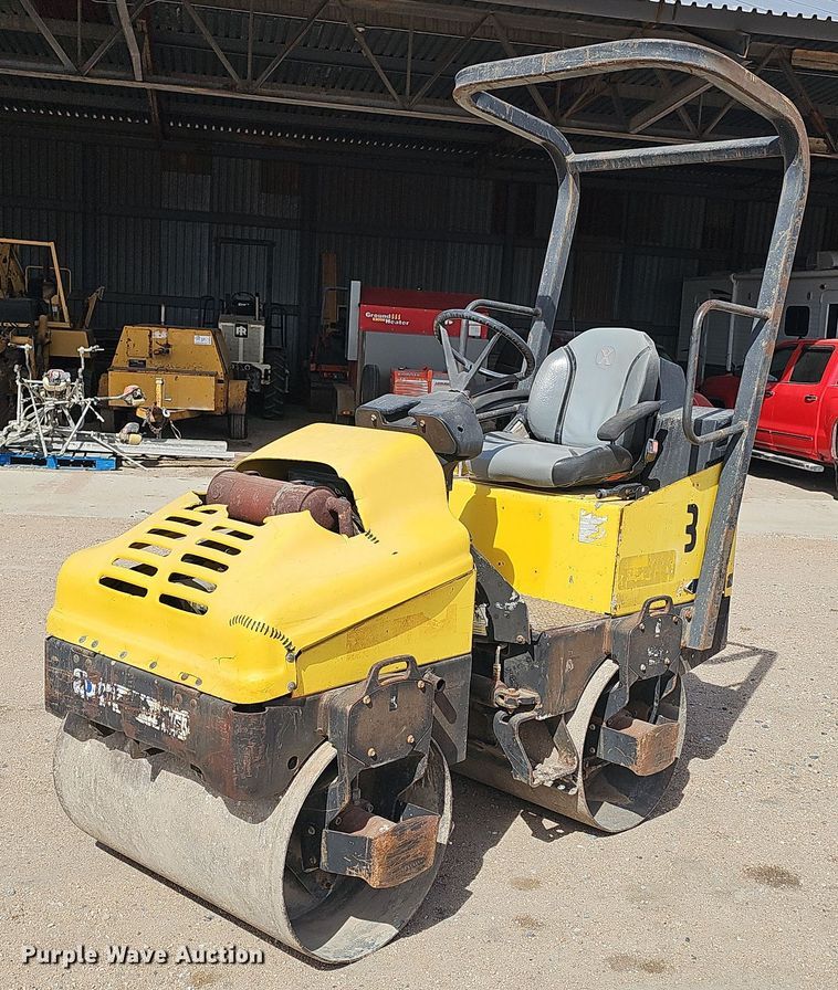 image for item EH8751 2003 Wacker RD11A double drum roller