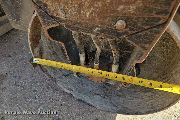 image for item EH8751 2003 Wacker RD11A double drum roller