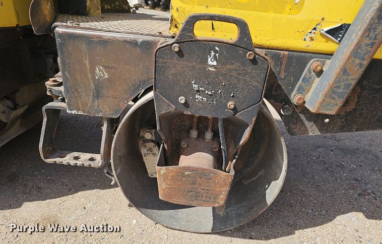 image for item EH8751 2003 Wacker RD11A double drum roller