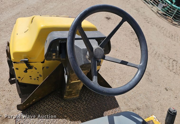 image for item EH8751 2003 Wacker RD11A double drum roller