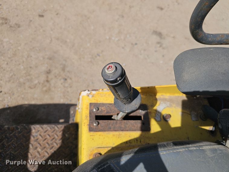 image for item EH8751 2003 Wacker RD11A double drum roller