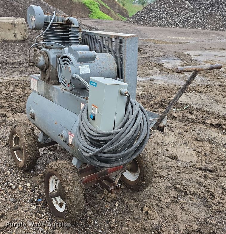 image for item EH8921 1985 Buckeye Boiler Company air compressor