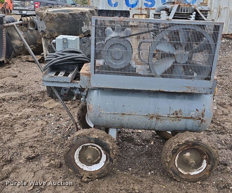 image for item EH8921 1985 Buckeye Boiler Company air compressor