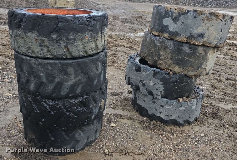image for item EH8923 Skid steer tires and wheels