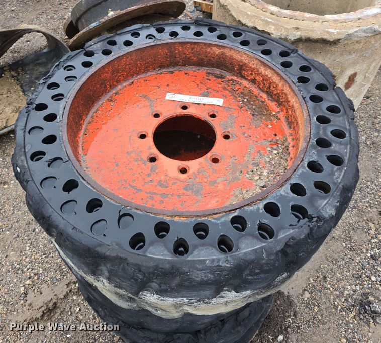 image for item EH8923 Skid steer tires and wheels