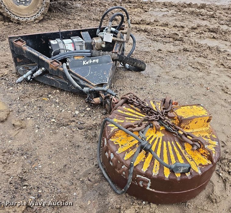 image for item EH8924 Kwik-Mag skid steer magnet
