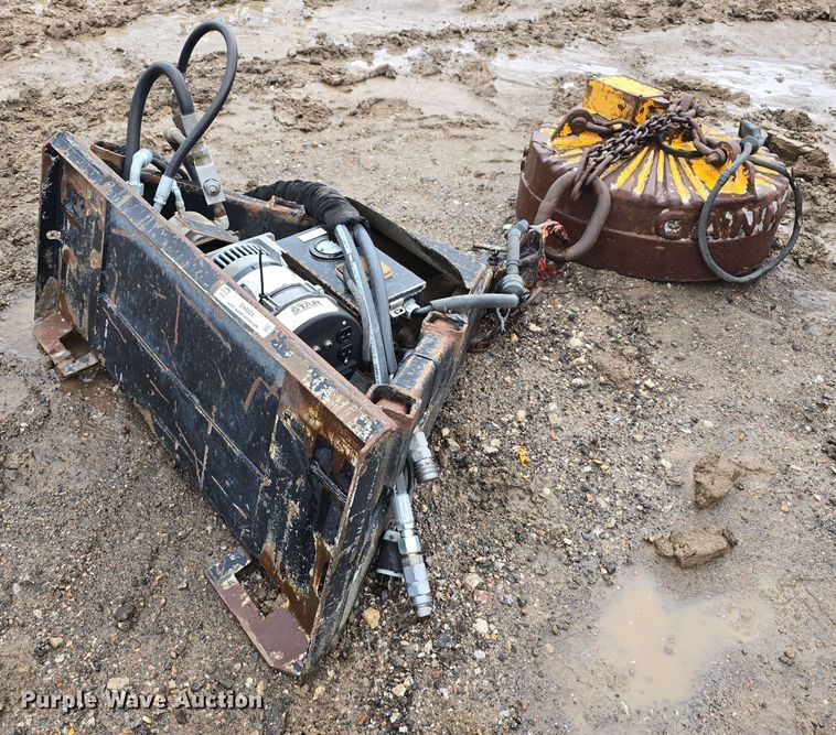 image for item EH8924 Kwik-Mag skid steer magnet