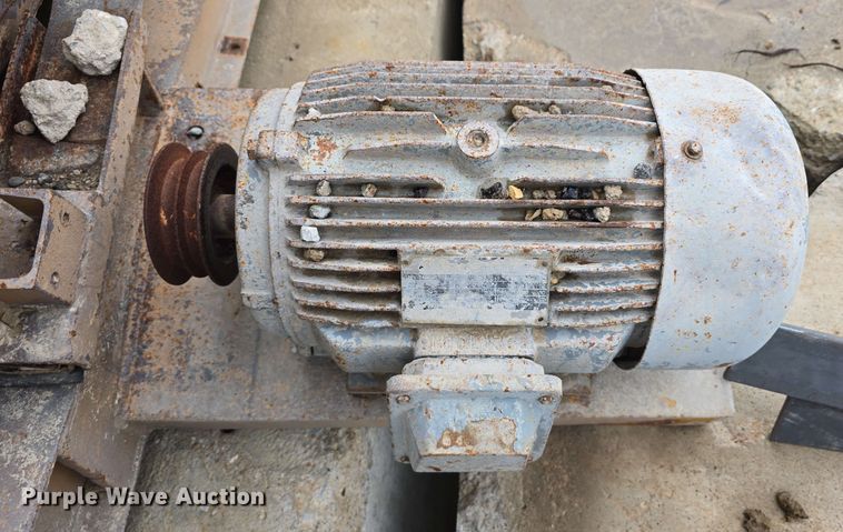 image for item EH8925 2007 Gator RMSB410X2 screen