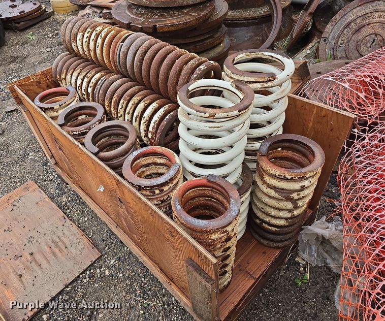 image for item EH8928 (24) shaker deck springs