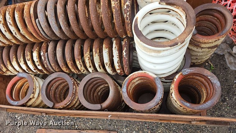 image for item EH8928 (24) shaker deck springs