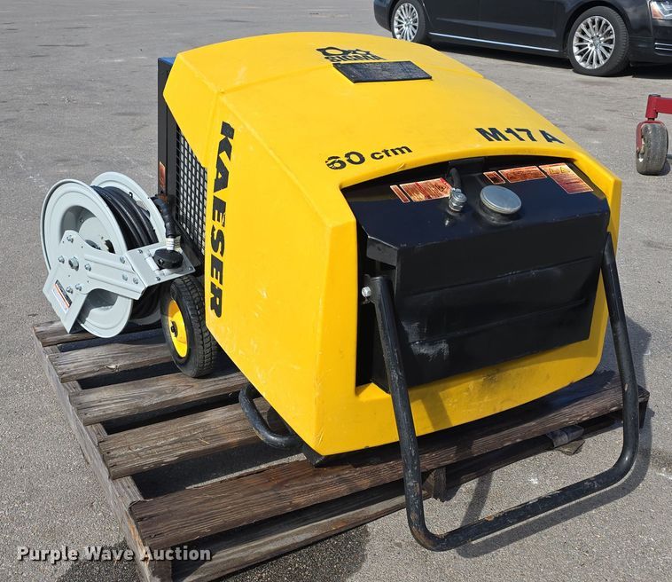 image for item EH8979 2021 Kaeser MOBILAIR M17A air compressor