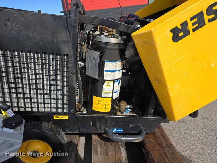image for item EH8979 2021 Kaeser MOBILAIR M17A air compressor