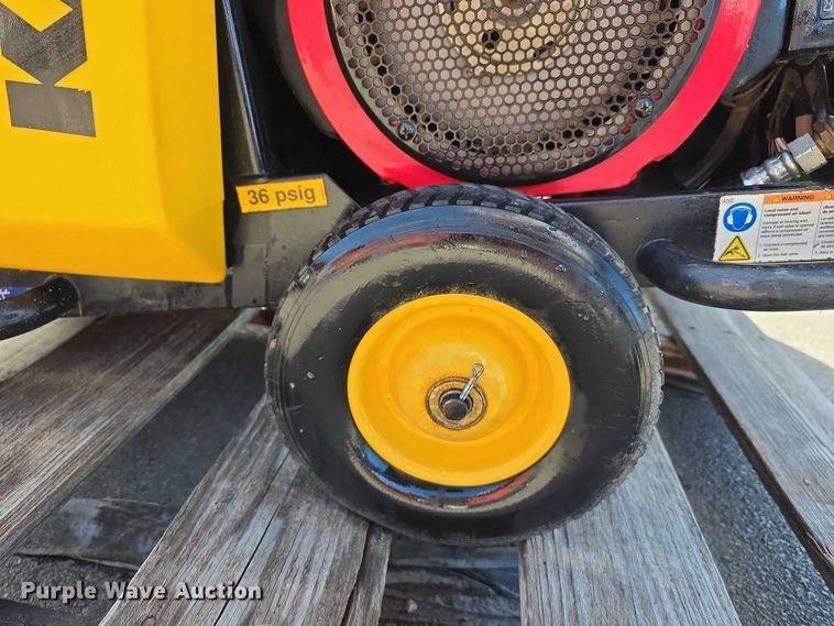 image for item EH8979 2021 Kaeser MOBILAIR M17A air compressor