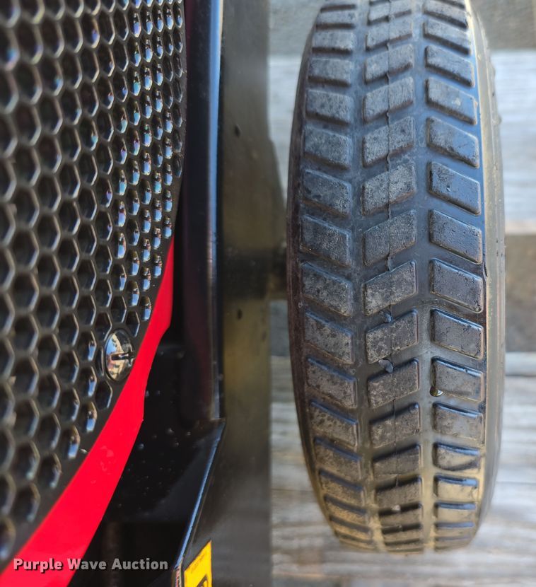 image for item EH8979 2021 Kaeser MOBILAIR M17A air compressor