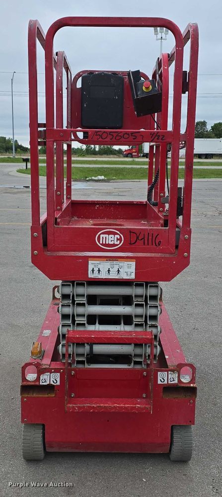 image for item EH8992 2018 MEC Micro19 scissor lift