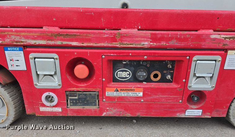 image for item EH8992 2018 MEC Micro19 scissor lift