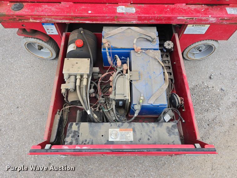 image for item EH8992 2018 MEC Micro19 scissor lift