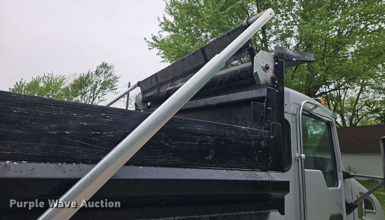 image for item EJ0003 2008 Kenworth T370 dump truck