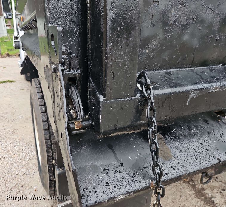 image for item EJ0003 2008 Kenworth T370 dump truck