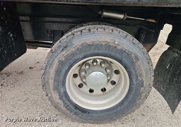 image for item EJ0003 2008 Kenworth T370 dump truck